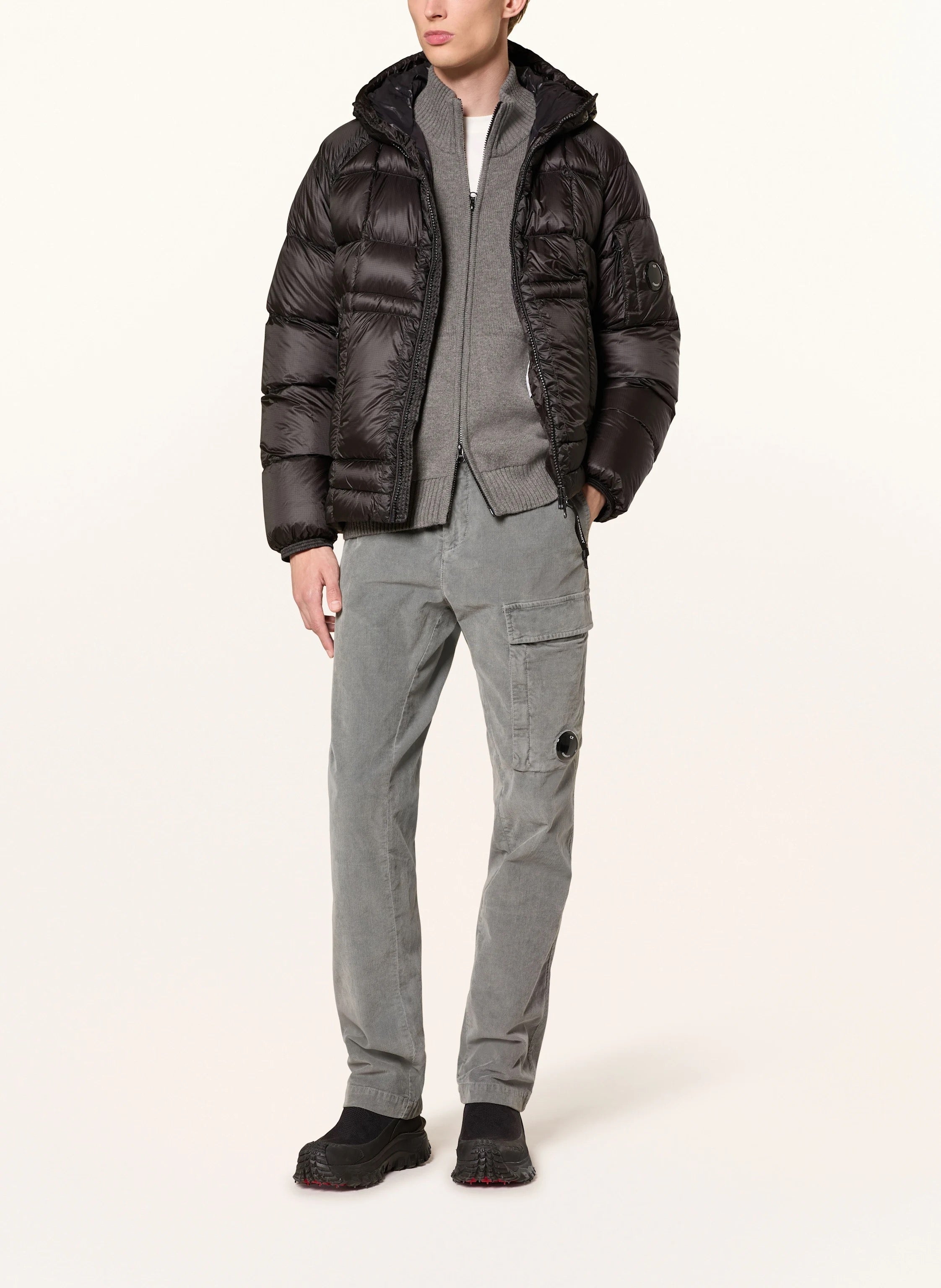 Stilvolle Schwarze CP Pufferjacke für Herren – Warme, Modische Winterjacke