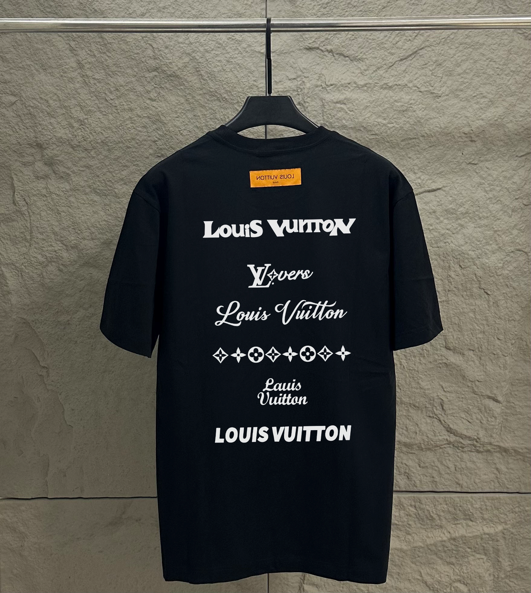 L T-Shirt