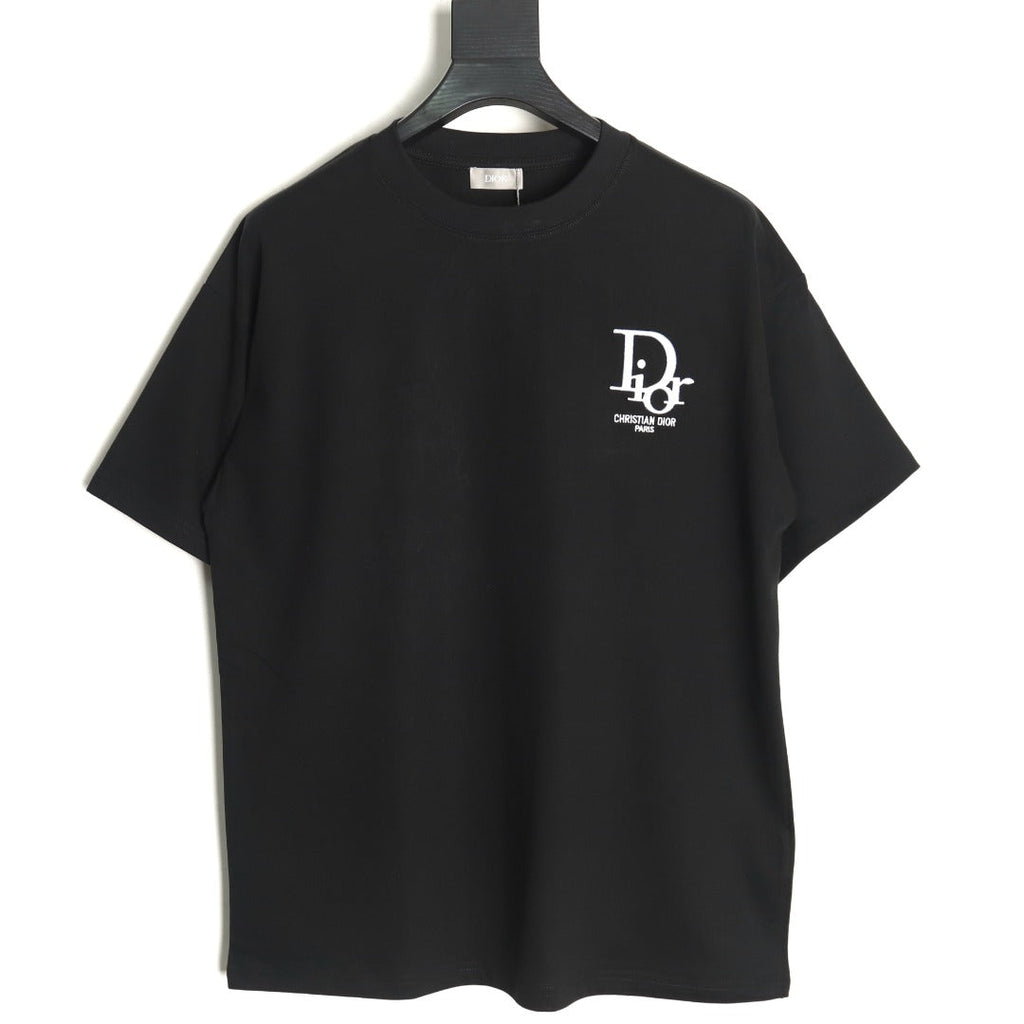 D T-Shirt