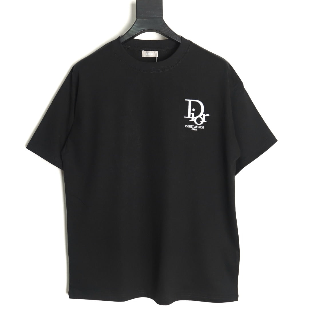 D T-Shirt