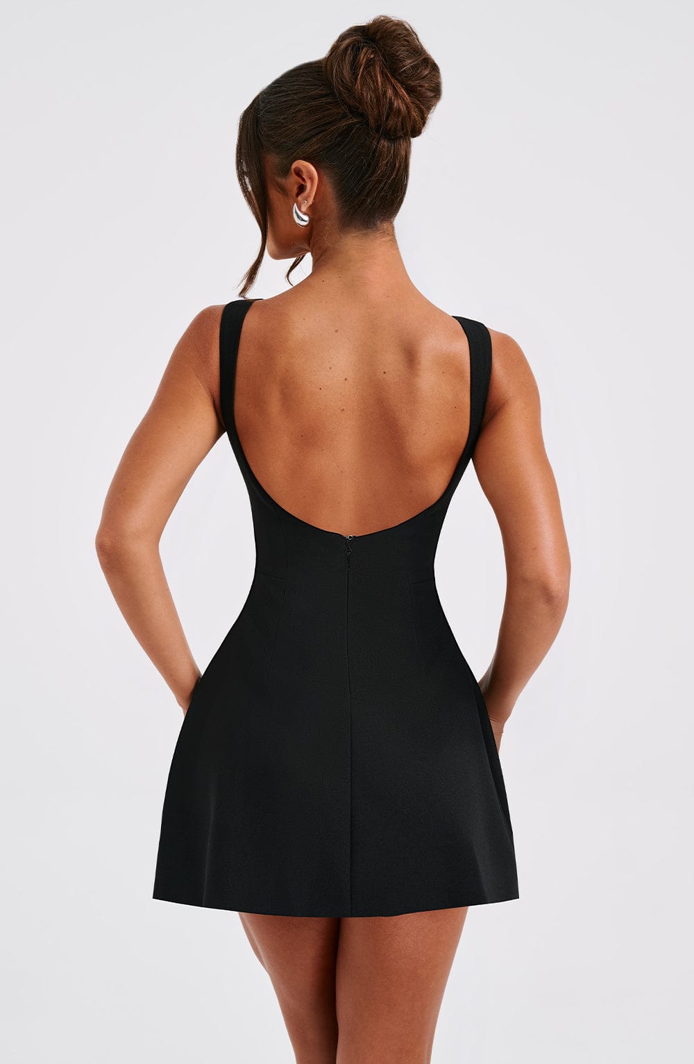 https://cdn.shopify.com/s/files/1/2060/7491/files/alana-mini-dress-black-dress-babyboo-fashion-31211260510271.jpg?v=1757595072