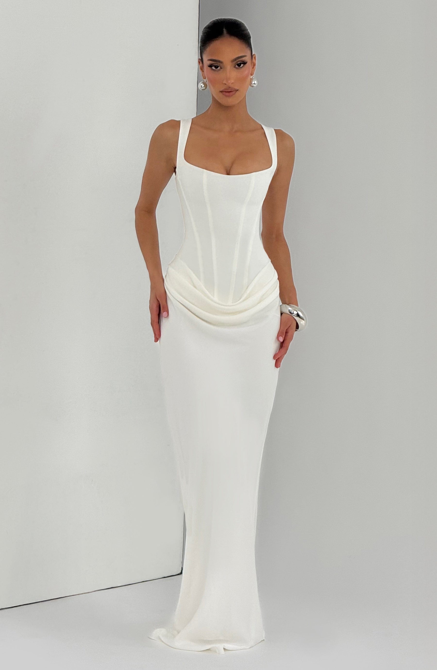 https://cdn.shopify.com/s/files/1/2060/7491/files/cornelia-maxi-dress-ivory-dress-babyboo-fashion-1203087136.jpg?v=1762362211