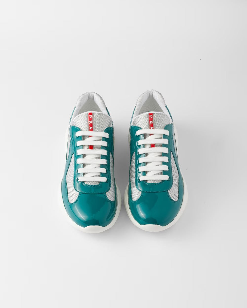 Moderne Becherkollektion: Stilvolle, vielseitige Trinkgefäße für jeden Anlass